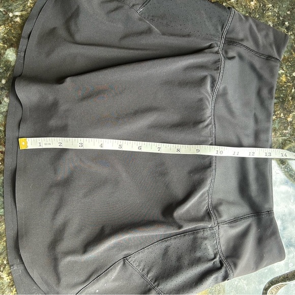 Athleta Run With It Skort. Black. Like new. Running. Active. Back pocket. XS - Picture 10 of 13